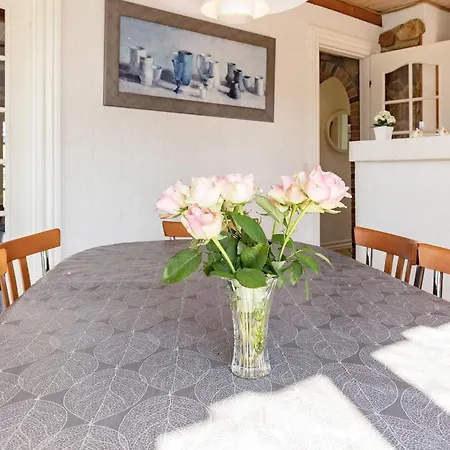Holiday home 5 Star In Logstrup Hjarbaek