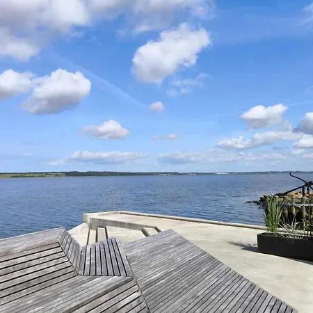 5 Star In Logstrup Hjarbaek
